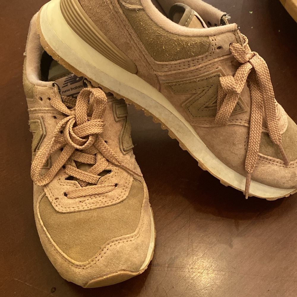 New Balance Mauve 574 Sneakers Size 7